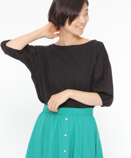 LAKOLE（ラコレ）の「ボリュームスリーブプルオーバー / LAKOLE（Tシャツ/カットソー・レディース・ブラック/オフホワイト/ピンク・MEDIUM/SMALL）」の3枚目の写真