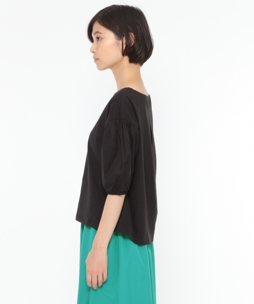 LAKOLE（ラコレ）の「ボリュームスリーブプルオーバー / LAKOLE（Tシャツ/カットソー・レディース・ブラック/オフホワイト/ピンク・MEDIUM/SMALL）」の9枚目の写真