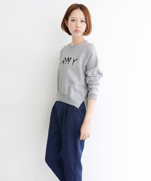 KBF(ケイビーエフ)の「KBF ARMYダメージスウェット(Tシャツ/カットソー・レディース・ホワイト/グレー/カーキ・ONE)」の1枚目の写真