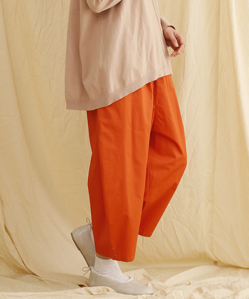 MERLOT IKYU(メルローイキュウ)の「コットンバルーンイージーパンツ2899(その他パンツ・レディース・ブルー/ベージュ/アイボリー/オレンジ/ブラック・FREE)」の5枚目の写真