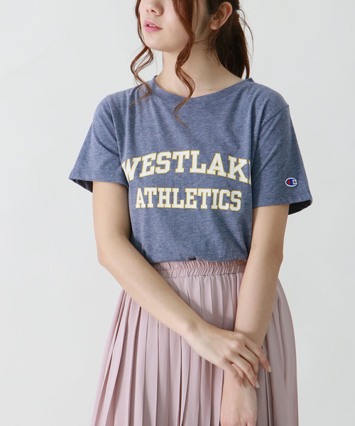 Champion(チャンピオン)の「【Champion】プリントロゴTシャツ(Tシャツ/カットソー・レディース・ホワイト/イエロー/ライトグリーン/ネイビー/ダークグレー/スモークピンク・M)」の1枚目の写真