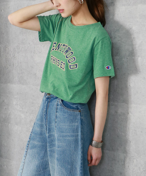 Champion(チャンピオン)の「【Champion】プリントロゴTシャツ(Tシャツ/カットソー・レディース・ホワイト/イエロー/ライトグリーン/ネイビー/ダークグレー/スモークピンク・M)」の11枚目の写真