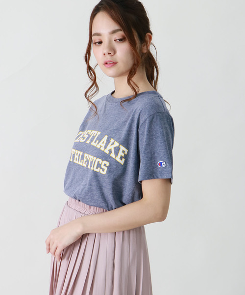 Champion(チャンピオン)の「【Champion】プリントロゴTシャツ(Tシャツ/カットソー・レディース・ホワイト/イエロー/ライトグリーン/ネイビー/ダークグレー/スモークピンク・M)」の13枚目の写真