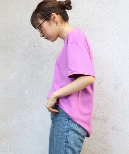 United Athle(ユナイテッドアスレ)の「【United Athle】綿100%ハイクオリティーTシャツ(Tシャツ/カットソー・レディース・ホワイト/チャコールグレー/ブラック/ダークブラウン/ネイビー/カーキ/ミント/ラベンダー/ナチュラル/バイオレット/ライトイエロー/ライトピンク・S/M/L/XL)」の10枚目の写真