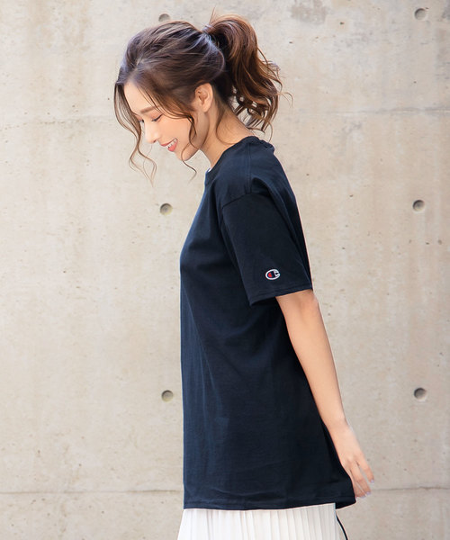 Champion（チャンピオン）の「［Champion］チャンピオン刺繍ロゴ入り半袖Tシャツ（Tシャツ/カットソー・レディース・ホワイト/ブラック/ネイビー/アッシュ/チャコールグレー/レッド系その他・LL/S/M/L）」の5枚目の写真