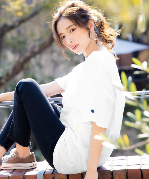 Champion（チャンピオン）の「［Champion］チャンピオン刺繍ロゴ入り半袖Tシャツ（Tシャツ/カットソー・レディース・ホワイト/ブラック/ネイビー/アッシュ/チャコールグレー/レッド系その他・LL/S/M/L）」の16枚目の写真