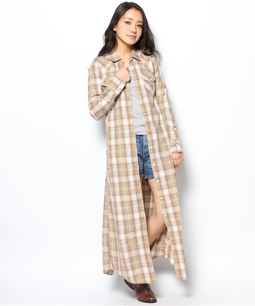 goa(ゴア)の「リネンコットン オリジナルチェックロングシャツ(ワンピース・レディース・ベージュ/グリーン/ブルー/レッド・FREE)」の1枚目の写真