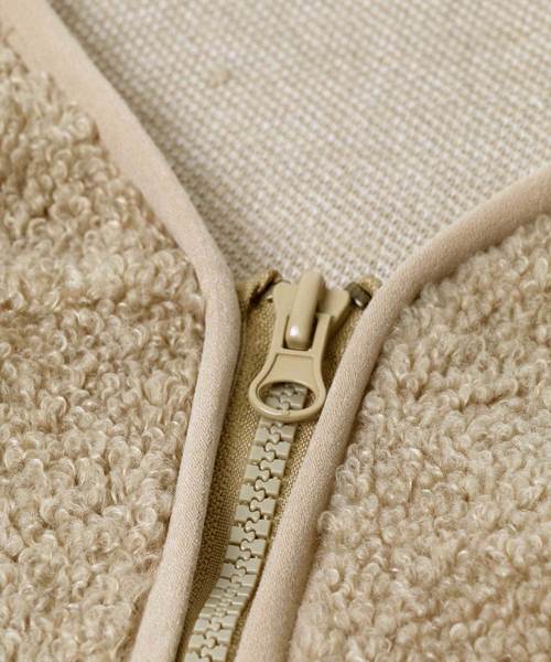 KANGOL(カンゴール)の「KANGOL/カンゴール オーバーサイズ カーペットボアブルゾン(ノーカラージャケット・メンズ・ブラック/ベージュ・M/L)」の7枚目の写真