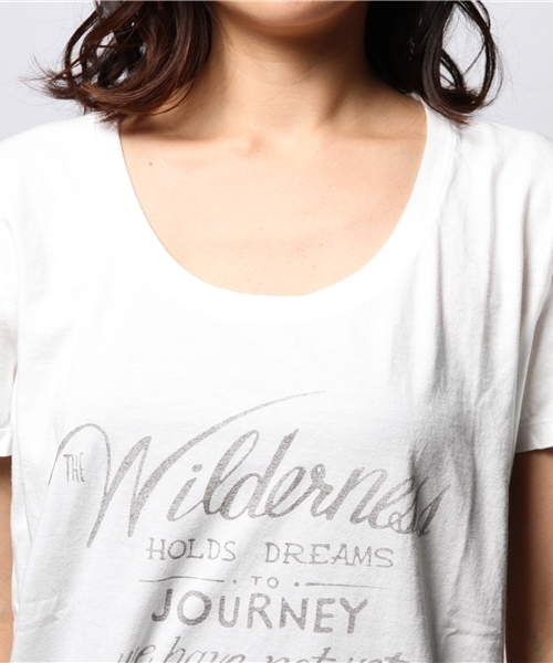 goa（ゴア）の「カラフルリーフ柄ストール×プリントTシャツ SET（アンサンブル・レディース・オフホワイト/グレー/ベージュ・FREE）」の7枚目の写真