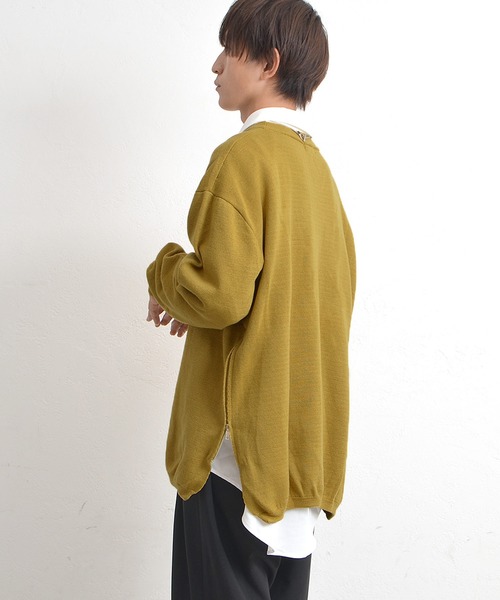 MinoriTY(マイノリティ)の「サイドスリットミラノリブドルマンビッグニット(ニット/セーター・メンズ・オフホワイト/ブラック/ワイン/ベージュ/チャコールグレー/ブラウン/グリーン/マスタード・M/L)」の7枚目の写真