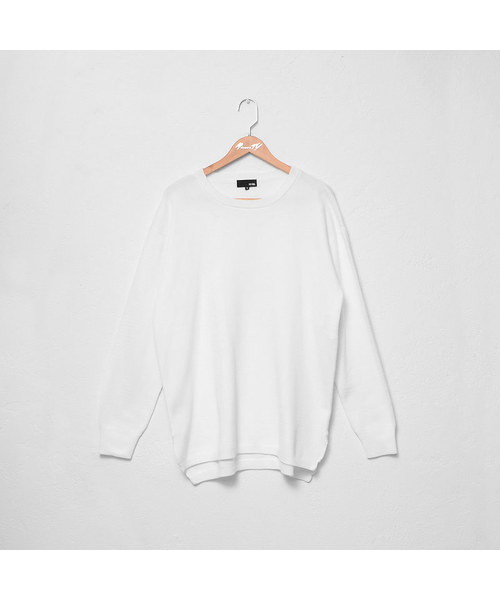 MinoriTY(マイノリティ)の「サイドスリットミラノリブドルマンビッグニット(ニット/セーター・メンズ・オフホワイト/ブラック/ワイン/ベージュ/チャコールグレー/ブラウン/グリーン/マスタード・M/L)」の9枚目の写真