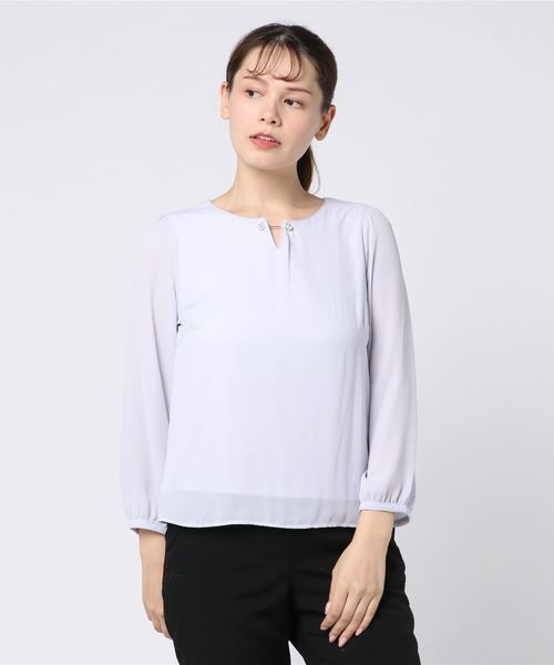 ASTORIA ODIER（アストリアオディール）の「パールピンブラウス（シャツ/ブラウス・レディース・ホワイト/ブラウン/ベージュ/グリーン/ネイビー/パープル・MEDIUM/LARGE）」の22枚目の写真