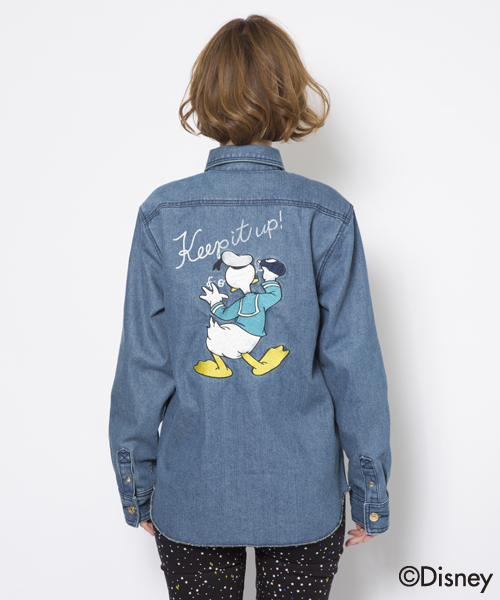X-girl（エックスガール）の「Disney（ディズニー） / CHEERING DENIM SHIRT（シャツ/ブラウス・レディース・インディゴブルー/ライトインディゴブルー・2/1）」の4枚目の写真