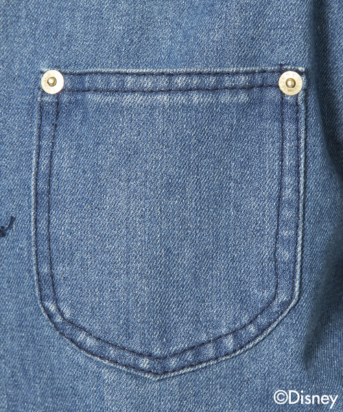 X-girl（エックスガール）の「Disney（ディズニー） / CHEERING DENIM SHIRT（シャツ/ブラウス・レディース・インディゴブルー/ライトインディゴブルー・2/1）」の8枚目の写真