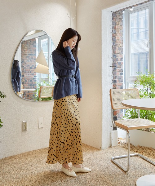 by muni:r（バイ ムニール）の「しわ加工 フラットシューズ（バレエシューズ・レディース・ブラック/アイボリー・23.0cm/24.0cm/25.0cm）」の10枚目の写真