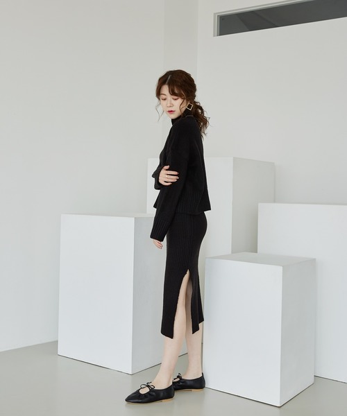 by muni:r（バイ ムニール）の「しわ加工 フラットシューズ（バレエシューズ・レディース・ブラック/アイボリー・23.0cm/24.0cm/25.0cm）」の12枚目の写真