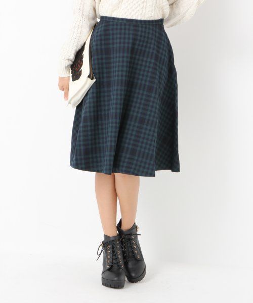 Heather(ヘザー)の「アソートチェックフレアスカート 552639(スカート・レディース・グレー系その他/レッド系その他/ブルー系その他・SMALL/MEDIUM)」の2枚目の写真