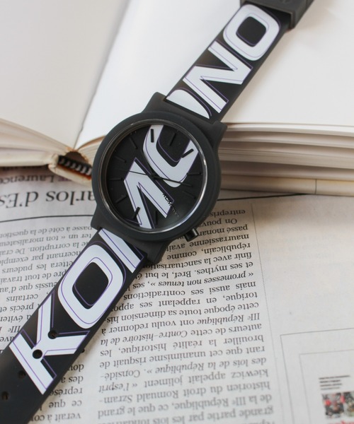 KOMONO.(コモノ)の「「KOMONO / コモノ」腕時計 モノ タグ MONO TAG(アナログ腕時計・レディース・ホワイト×ブルー/ブラック×パープル・FREE)」の8枚目の写真