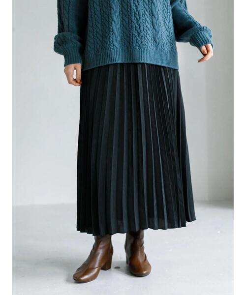 earth music&ecology(アースミュージックアンドエコロジー)の「スエードサテンプリーツスカート *(スカート・レディース・ブラック/ダークブルー/ホワイト系その他2/テラコッタ・FREE)」の22枚目の写真