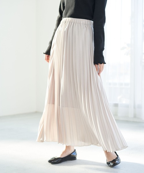 earth music&ecology(アースミュージックアンドエコロジー)の「スエードサテンプリーツスカート *(スカート・レディース・ブラック/ダークブルー/ホワイト系その他2/テラコッタ・FREE)」の2枚目の写真