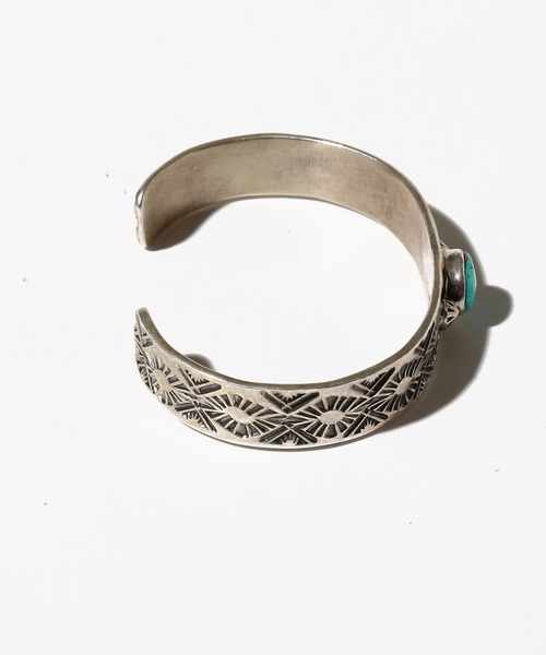 SPINNS（スピンズ）の「HRM BANGLE / HRMバングル / インディアン