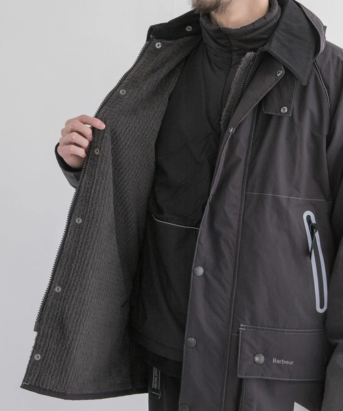 and wander（アンドワンダー）の「and wander BARBOUR RIP JACKET
