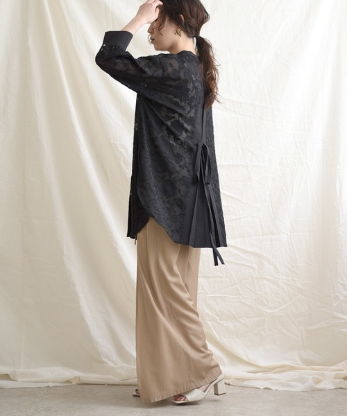 LHELBIE（レルビエ）の「シアージャカードバックリボンシャツ（シャツ 