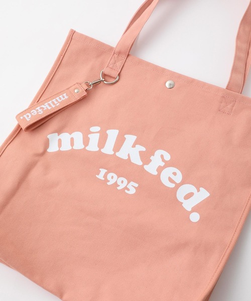 MILKFED.（ミルクフェド）の「PIPING SQUARE TOTE COOPER LOGO /A4収納 キャンバストートバッグ/ショルダーバッグ（トートバッグ・レディース・ホワイト/ブラック/ベージュ/レッド/ピンク・ONE SIZE）」の19枚目の写真