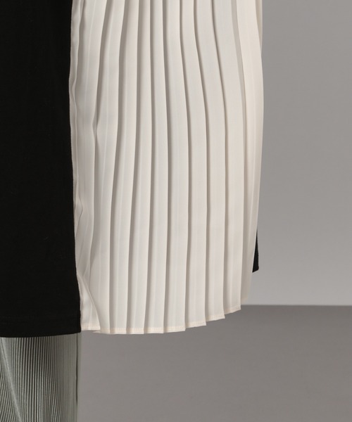 PAGEBOY(ページボーイ)の「サイドプリーツカットワンピース(ワンピース・レディース・ブラック×ホワイト/ブラック×ブラック/グレイッシュベージュ・FREE)」の17枚目の写真