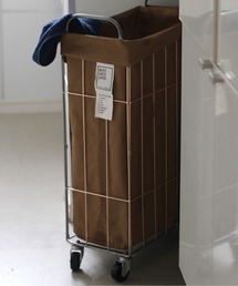 BRID（ブリッド）の「ブリッド フォールディング スクエアバスケット 収納 / BRID FOLDING LAUNDRY SQUARE BASKET with CASTER［40L_SLIM］（収納グッズ）」