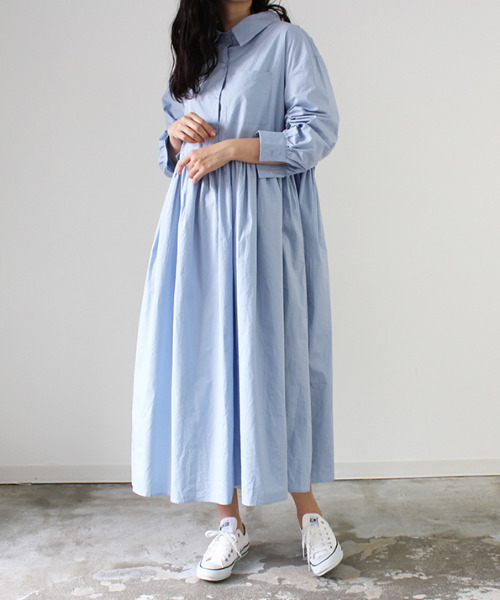 MODE ROBE（モードローブ）の「ギャザーロングシャツワンピース（シャツワンピース・レディース・ブルー/ホワイト・FREE）」の9枚目の写真