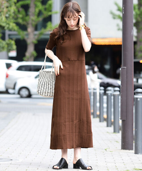 Ray BEAMS(レイビームス)の「Ray BEAMS / リブ バック レースアップ ワンピース(ワンピース・レディース・ブラック/ダークブラウン/グリーン系その他3・ONE SIZE)」の16枚目の写真