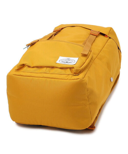 POLeR OUTDOOR STUFF（ポーラーアウトドアスタッフ）の「POLeR OUTDOOR STUFF/ポーラーアウトドアスタッフ　ELEVATED RUCKSACK（バックパック/リュック・メンズ・ブラック/マスタード・FREE）」の6枚目の写真