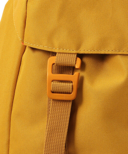 POLeR OUTDOOR STUFF（ポーラーアウトドアスタッフ）の「POLeR OUTDOOR STUFF/ポーラーアウトドアスタッフ　ELEVATED RUCKSACK（バックパック/リュック・メンズ・ブラック/マスタード・FREE）」の7枚目の写真