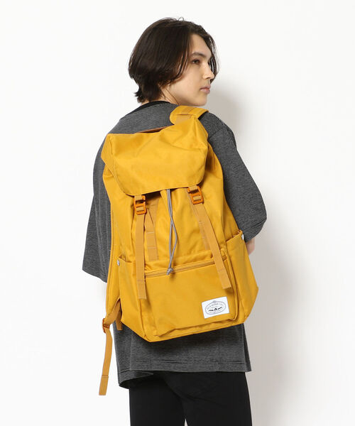 POLeR OUTDOOR STUFF（ポーラーアウトドアスタッフ）の「POLeR OUTDOOR STUFF/ポーラーアウトドアスタッフ　ELEVATED RUCKSACK（バックパック/リュック・メンズ・ブラック/マスタード・FREE）」の10枚目の写真