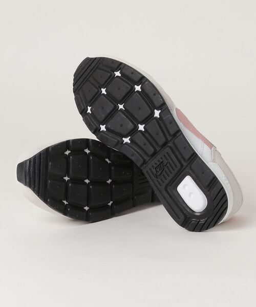 NIKE(ナイキ)の「NIKE/ナイキ WMS VENTURE RUNNER/ウィメンズ ベンチャーランナー(スニーカー・レディース・ホワイト×ピンク・23cm/25cm/24.5cm/22.5cm/24cm/23.5cm)」の2枚目の写真