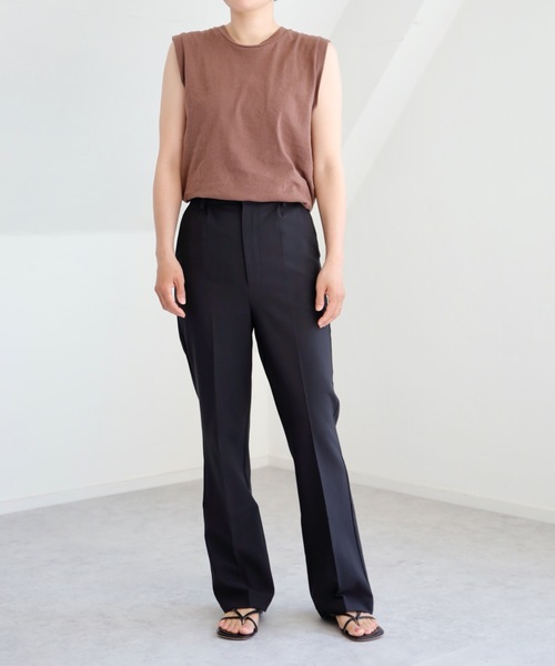 UNFIELD(アンフィールド)の「【UNFIELD センタープレスフレアパンツ】(その他パンツ・レディース・ブラック/ピンク/グレイッシュベージュ・FREE)」の6枚目の写真