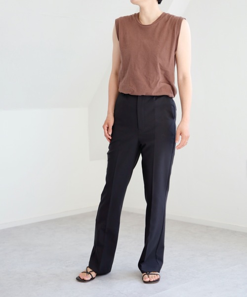 UNFIELD(アンフィールド)の「【UNFIELD センタープレスフレアパンツ】(その他パンツ・レディース・ブラック/ピンク/グレイッシュベージュ・FREE)」の8枚目の写真