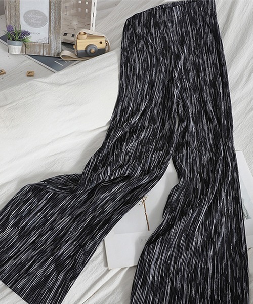 SMILE ORCHID（スマイルオーキッド）の「セルフカットルーズシルエットニュアンス柄リラックスパンツ（その他パンツ・レディース・ブラック/パープル/ブルー/グレー・FREE）」の2枚目の写真