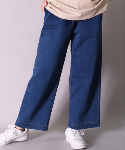 BAYBLO（ベイブロ）の「(BB)【ユニセックス】デニム ワイド タック パンツ（デニムパンツ・メンズ・ダークインディゴブルー/ライトインディゴブルー/ワンウォッシュ・LARGE/MEDIUM/X-LARGE）」の2枚目の写真