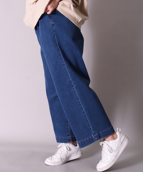 BAYBLO（ベイブロ）の「(BB)【ユニセックス】デニム ワイド タック パンツ（デニムパンツ・メンズ・ダークインディゴブルー/ライトインディゴブルー/ワンウォッシュ・LARGE/MEDIUM/X-LARGE）」の5枚目の写真