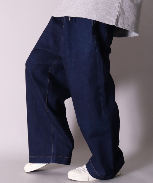 BAYBLO（ベイブロ）の「(BB)【ユニセックス】デニム ワイド タック パンツ（デニムパンツ・メンズ・ダークインディゴブルー/ライトインディゴブルー/ワンウォッシュ・LARGE/MEDIUM/X-LARGE）」の9枚目の写真