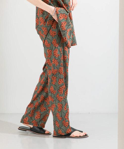 KBF（ケイビーエフ）の「DEVEAUXイージーパンツ（その他パンツ・レディース・カーキ/ブラウン・ONE）」の3枚目の写真