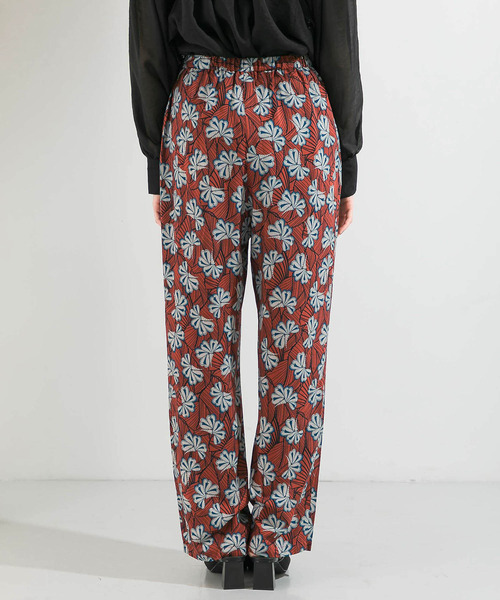 KBF（ケイビーエフ）の「DEVEAUXイージーパンツ（その他パンツ・レディース・カーキ/ブラウン・ONE）」の14枚目の写真