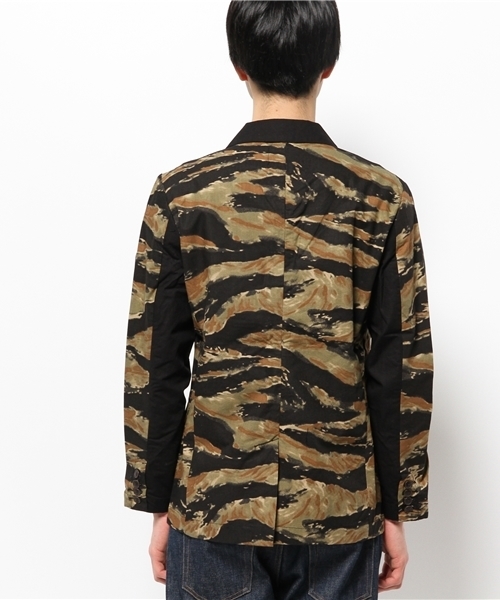 VIRGOwearworks(ヴァルゴウェアワークス)の「Spread tiger tailored jkt(テーラードジャケット・メンズ・ベージュ/グリーン・4/3/2)」の11枚目の写真