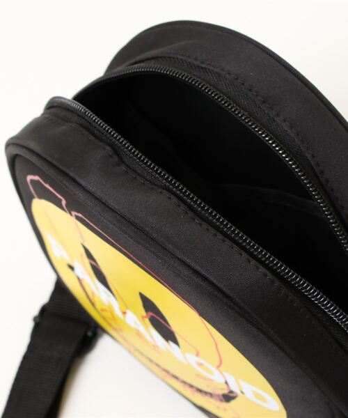 AZS TOKYO（アザストーキョー）の「AZS TOKYO/アザストーキョー/パラノイドショルダーバッグ/PARANOID SHOULDER BAG（ショルダーバッグ・レディース・ブラック・FREE）」の3枚目の写真