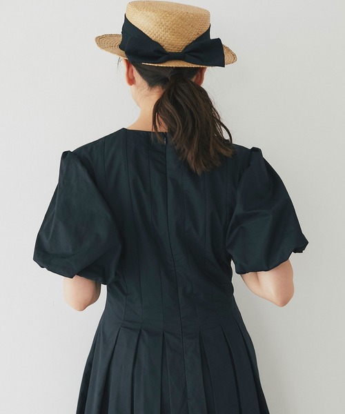 and R（アンドアール）の「バルーンスリーブワンピース（ワンピース・レディース・ブラック/ホワイト・FREE）」の3枚目の写真