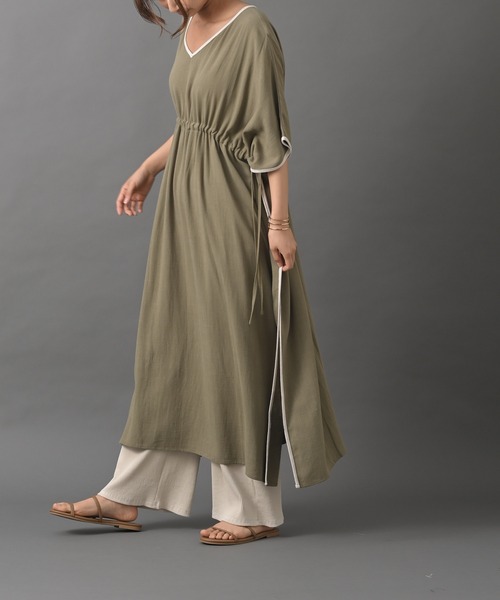 R・P・S pura(アールピーエスピューラ)の「【WEB限定】pura カフタンワンピース(ワンピース・レディース・カーキ/アイボリー/モカ・フリー)」の6枚目の写真