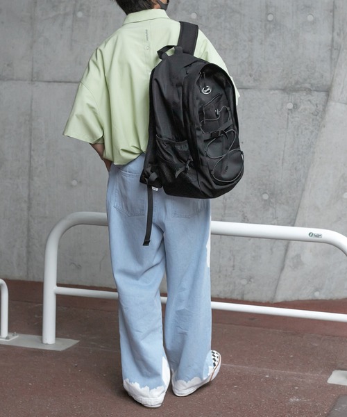 Perushu（ペルーシュ）の「リフレクターロゴバックボタンアシメシャツ（シャツ/ブラウス・メンズ・ホワイト/ライトグリーン/サックスブルー・MEDIUM/LARGE）」の20枚目の写真