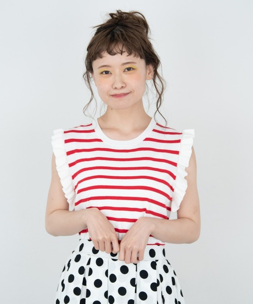 MERLOT(メルロー)の「ボーダーフリルニット(ニット/セーター・レディース・ホワイト/ネイビー/レッド・FREE)」の15枚目の写真